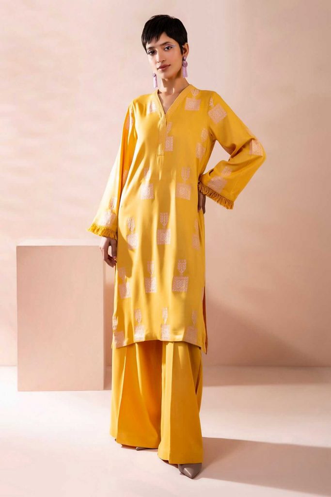 Dyed Embroidered Kurta ready to wear