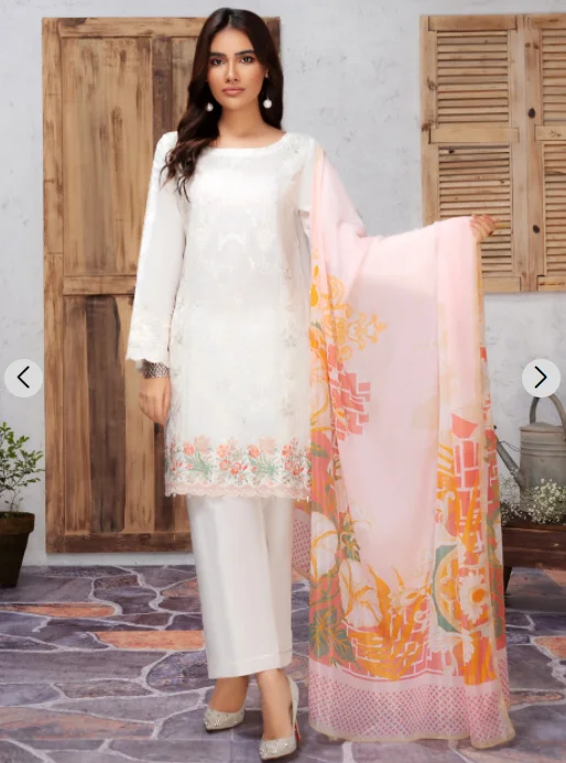 Embroidered Lawn 3 Piece Suit