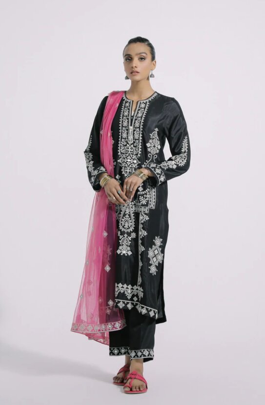 EMBROIDERED SUIT Silk