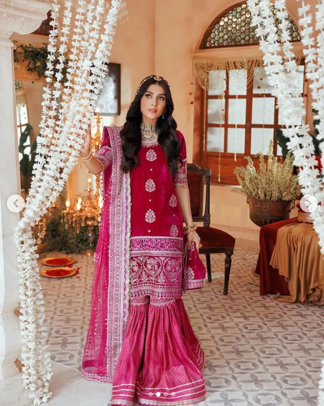 Ayeza Khan pink velvet dress wedding season