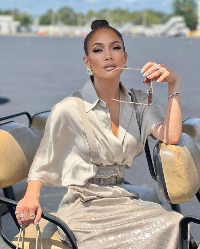 Jennifer Lopez in silver