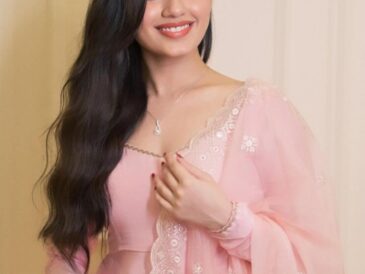 Jannat Zubair in pink dress 4