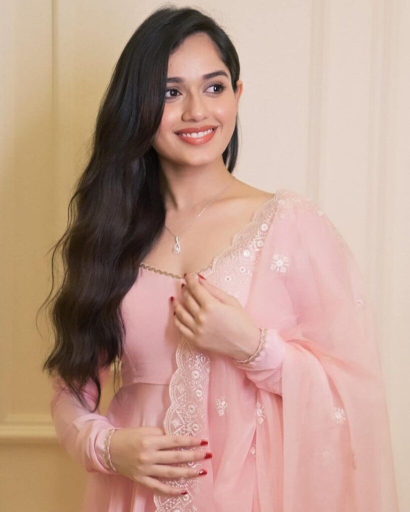 Jannat Zubair in pink dress 4